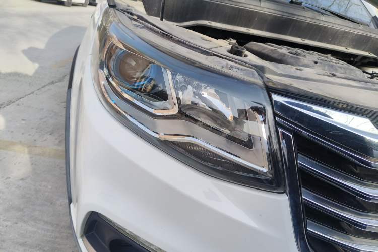 Used FORTHING SX6 2018 1.3T Manual Luxury Model Right Front Headlight
