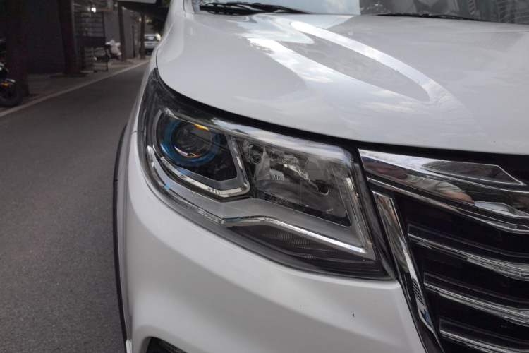 Used FORTHING SX6 2018 1.6L CVT Luxury Model Right Front Headlight