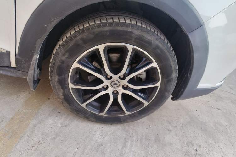 Used FORTHING SX6 2018 1.3T Manual Luxury Model Right Front Wheel Hub