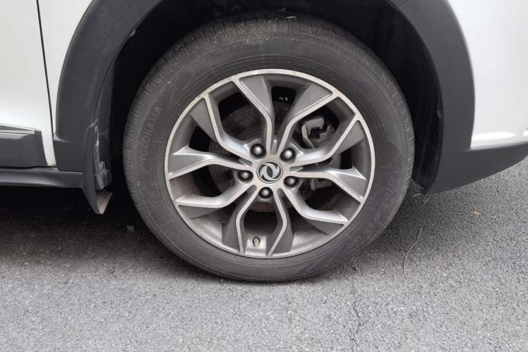 Used FORTHING SX6 2018 1.6L CVT Luxury Model Right Front Wheel Hub