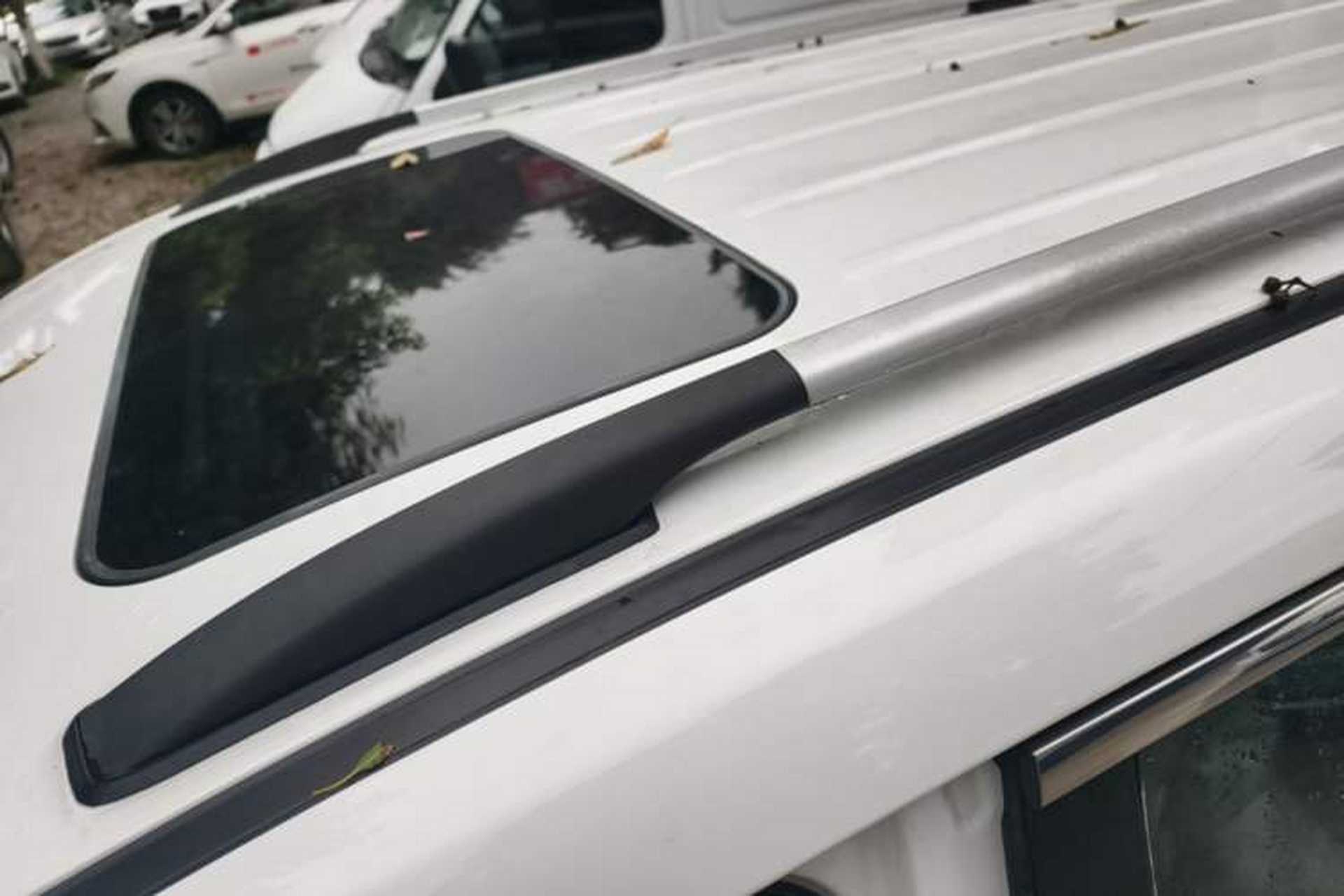 Used FORTHING SX6 2018 1.6L Manual Luxury Model Roof