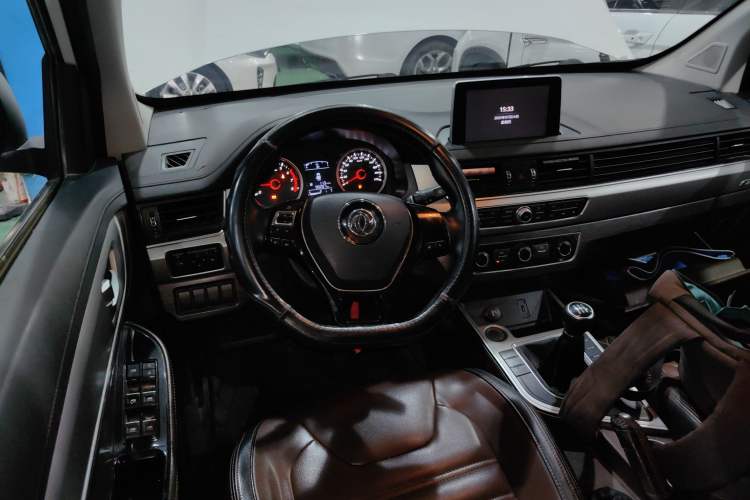 Used FORTHING SX6 2018 1.6L Manual Luxury Model Steering Wheel
