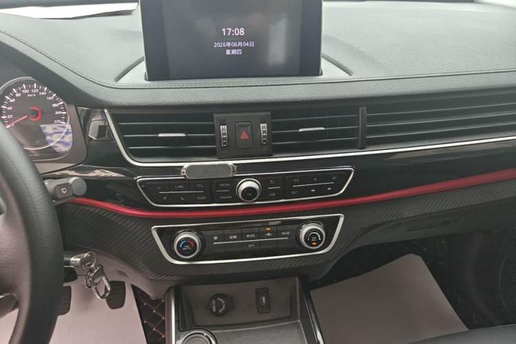 Used FORTHING SX6 2019 1.6L Manual Luxury Model China VI Standard Audio And AC Panel