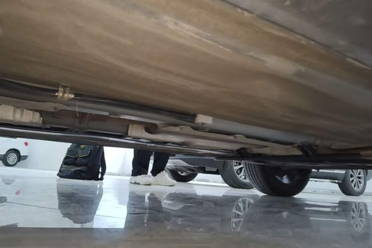 Used FORTHING SX6 2019 1.6L Manual Luxury Model China VI Standard Chassis Front Left