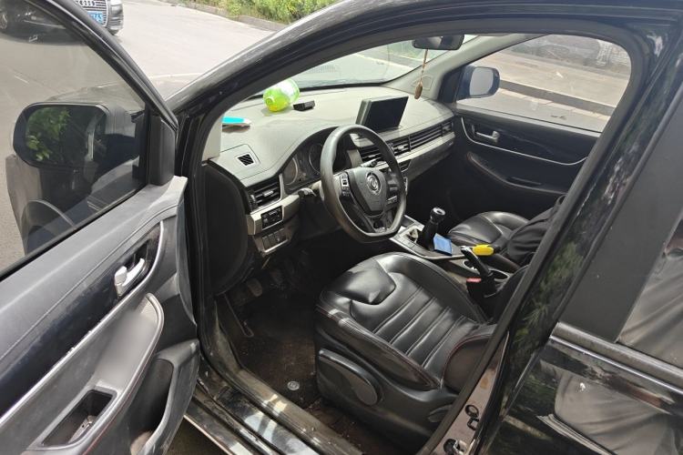 Used FORTHING SX6 2019 1.6L Manual Luxury Model China VI Standard Driver Seat