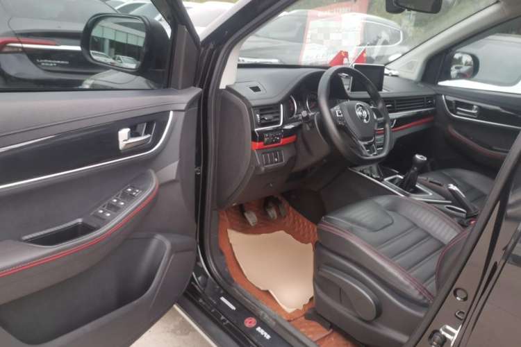 Used FORTHING SX6 2019 1.6L Manual Luxury Model China VI Standard Driver Seat