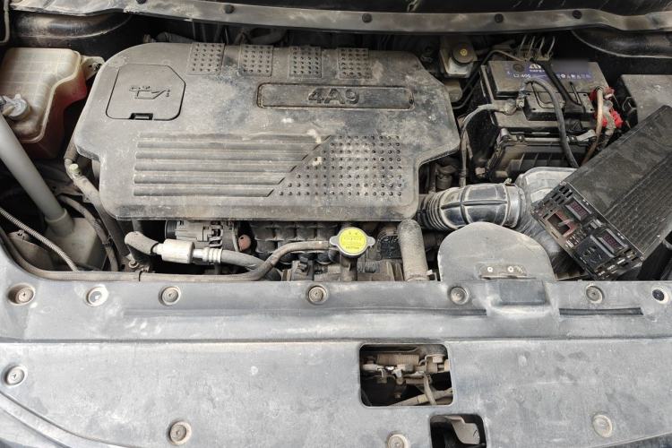 Used FORTHING SX6 2019 1.6L Manual Luxury Model China VI Standard Engine Bay