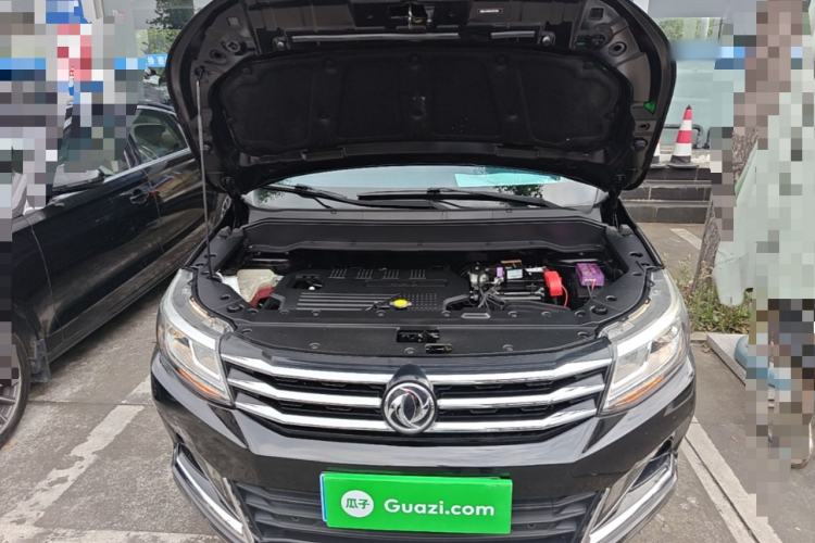 Used FORTHING SX6 2019 1.6L Manual Luxury Model China VI Standard Engine Bay