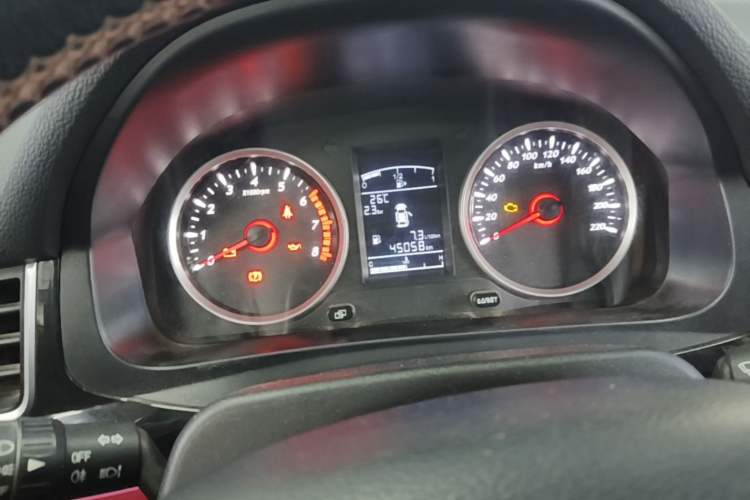 Used FORTHING SX6 2019 1.6L Manual Luxury Model China VI Standard Instrument Cluster