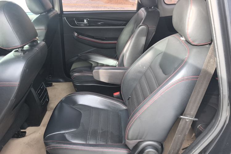 Used FORTHING SX6 2019 1.6L Manual Luxury Model China VI Standard Interior 1