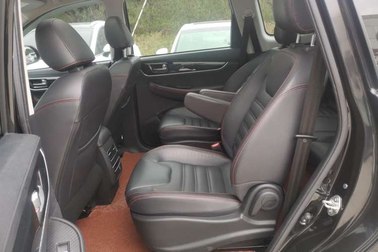 Used FORTHING SX6 2019 1.6L Manual Luxury Model China VI Standard Left Rear Seat