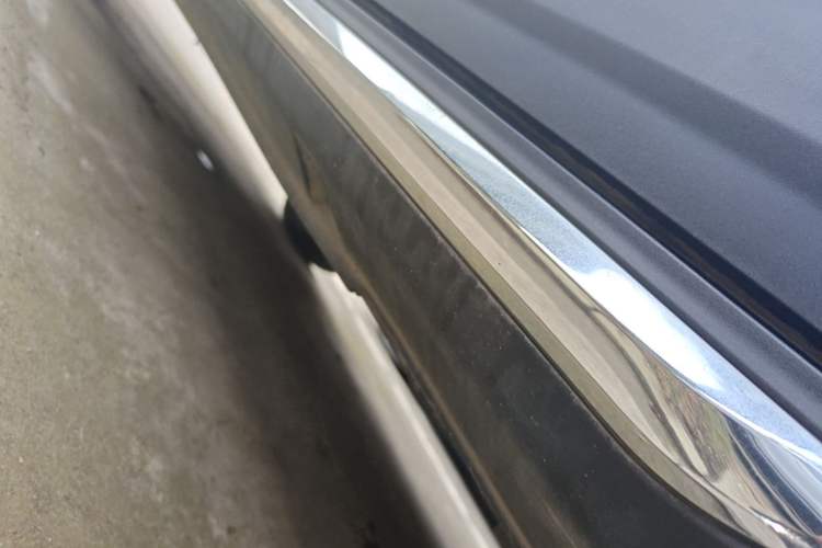 Used FORTHING SX6 2019 1.6L Manual Luxury Model China VI Standard Left Side Sill