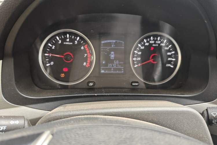 Used FORTHING SX6 2019 1.6L Manual Luxury Model China VI Standard Odometer Close Up