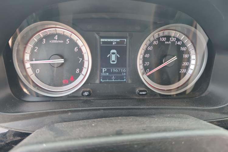 Used FORTHING SX6 2019 1.5T CVT Luxury Model Odometer Close Up