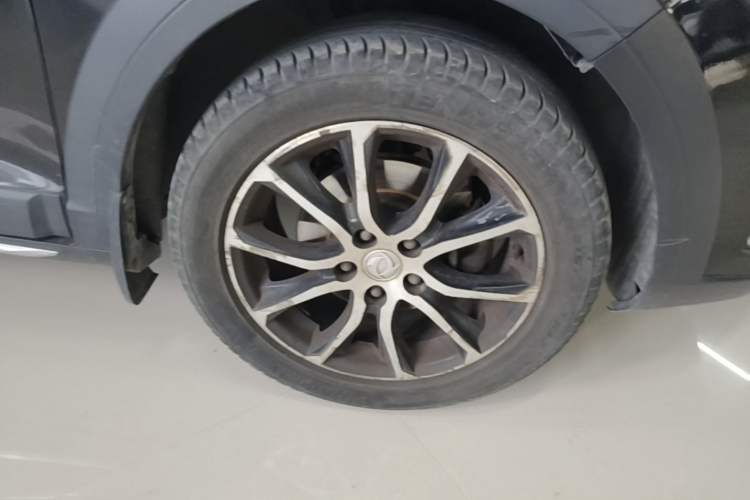 Used FORTHING SX6 2019 1.6L Manual Luxury Model China VI Standard Right Front Wheel Hub