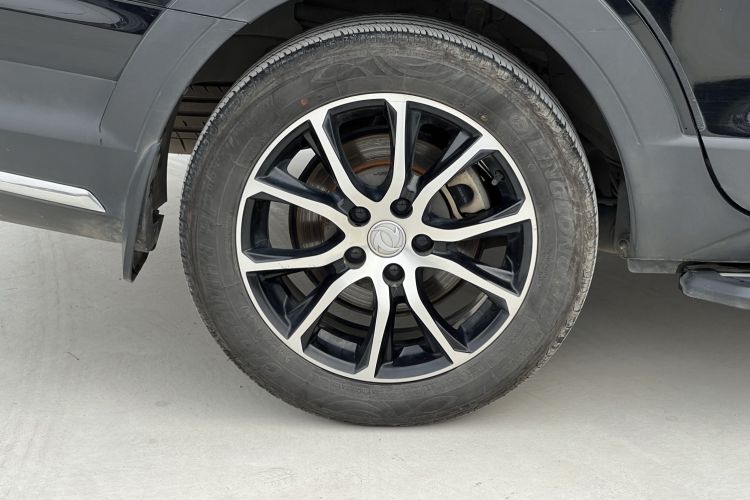 Used FORTHING SX6 2019 1.6L Manual Luxury Model China VI Standard Right Rear Wheel Hub