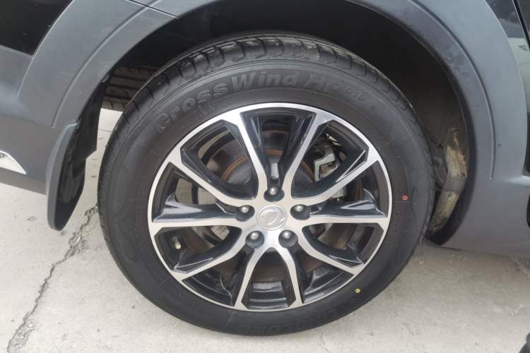 Used FORTHING SX6 2019 1.6L Manual Luxury Model China VI Standard Right Rear Wheel Hub