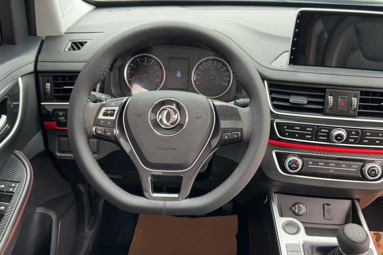 Used FORTHING SX6 2019 1.6L Manual Luxury Model China VI Standard Steering Wheel