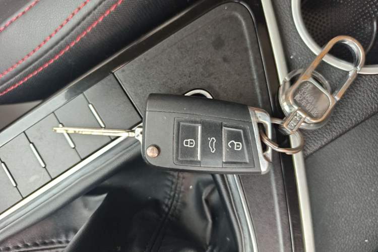 Used FORTHING SX6 2019 1.6L Manual Luxury Model China VI Standard Vehicle Key