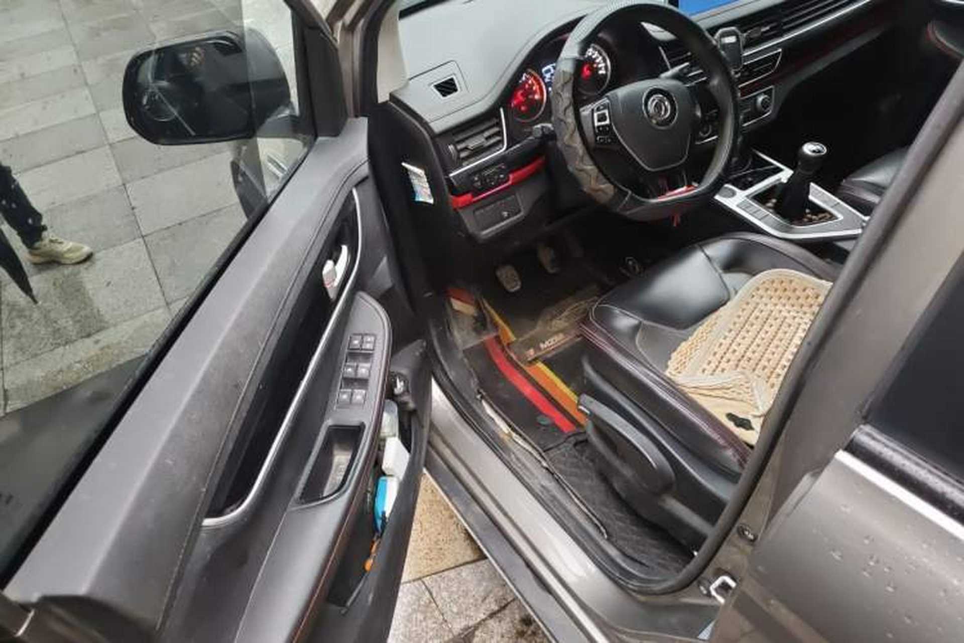 Used FORTHING SX6 2019 1.6L Manual Luxury Model China VI Standard Driver Seat