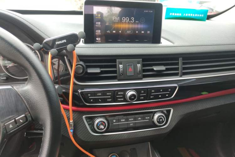 Used FORTHING SX6 2019 1.6L Manual Luxury Model China VI Standard Audio And AC Panel