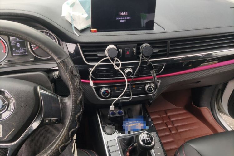Used FORTHING SX6 2019 1.6L Manual Luxury Model China VI Standard Audio And AC Panel