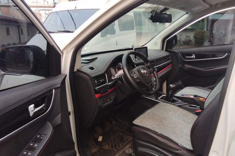 Used FORTHING SX6 2019 1.6L Manual Luxury Model China VI Standard Driver Seat
