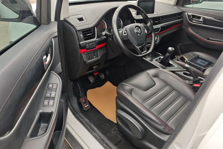 Used FORTHING SX6 2019 1.6L Manual Luxury Model China VI Standard Driver Seat