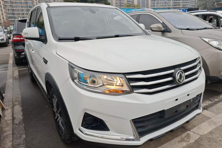 Used FORTHING SX6 2019 1.6L Manual Luxury Model China VI Standard Front Right 45 Deg