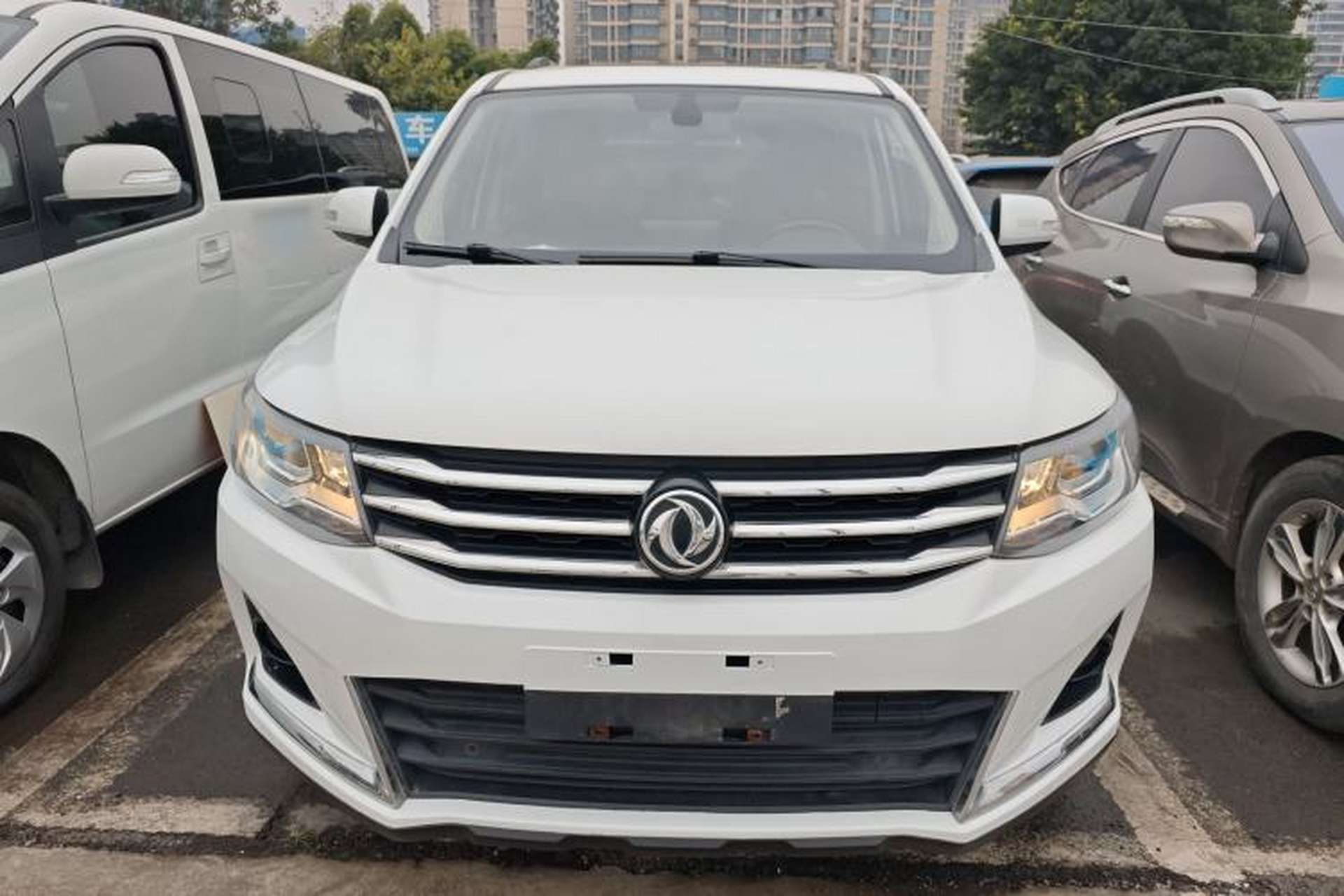 Used FORTHING SX6 2019 1.6L Manual Luxury Model China VI Standard Front