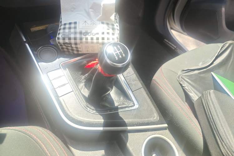 Used FORTHING SX6 2019 1.6L Manual Rural Version China VI Gear Lever