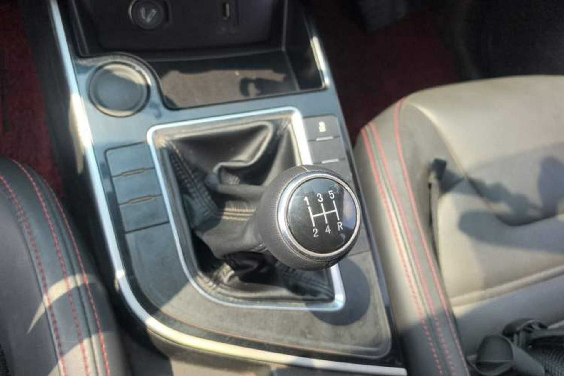 Used FORTHING SX6 2019 1.6L Manual Luxury Model Gear Lever