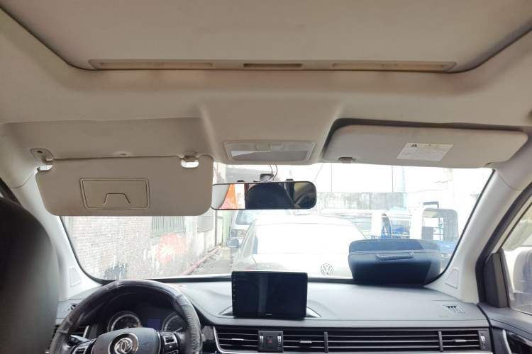 Used FORTHING SX6 2019 1.5T CVT Luxury Model Headliner