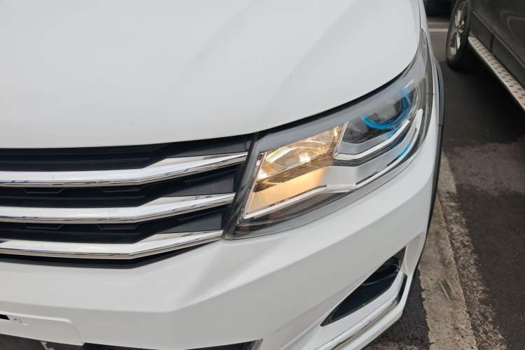 Used FORTHING SX6 2019 1.6L Manual Luxury Model China VI Standard Left Front Headlight