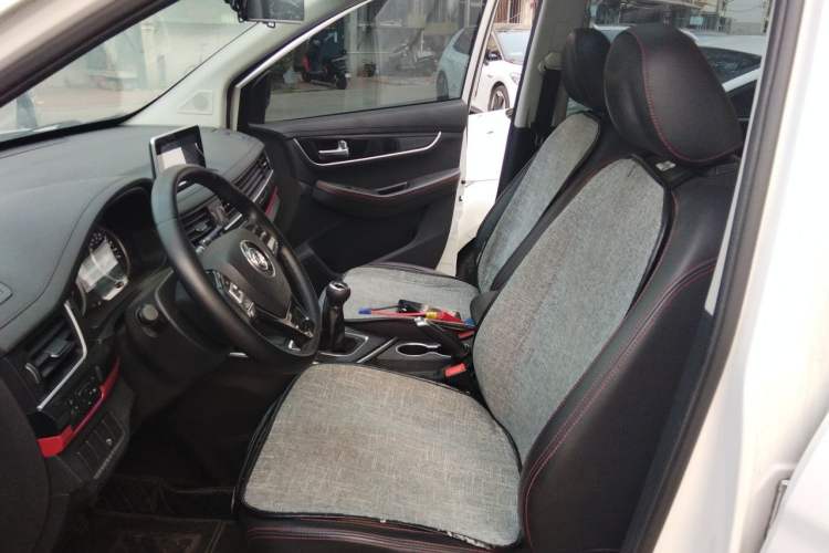 Used FORTHING SX6 2019 1.6L Manual Luxury Model China VI Standard Left Front Seat