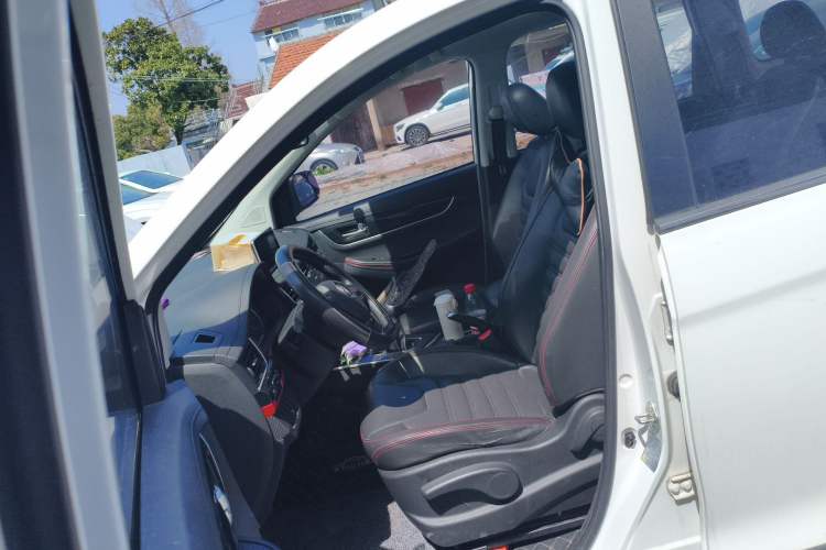 Used FORTHING SX6 2019 1.6L Manual Luxury Model China VI Standard Left Front Seat