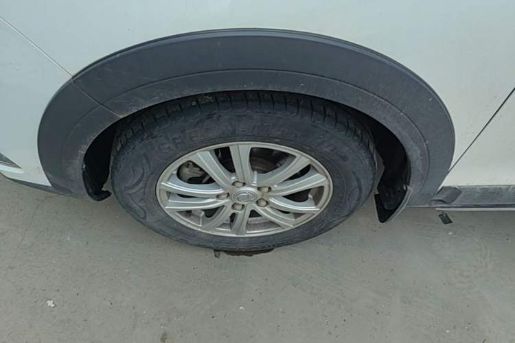 Used FORTHING SX6 2019 1.6L Manual Comfort Model China VI Standard Left Front Wheel Hub