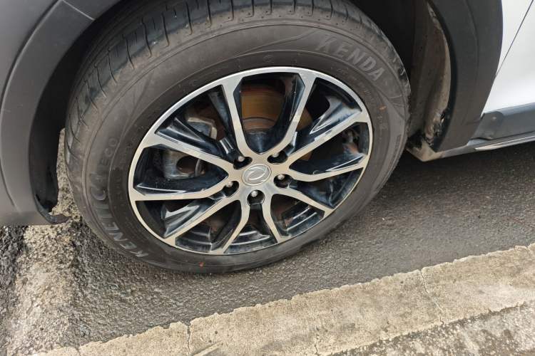 Used FORTHING SX6 2019 1.6L Manual Luxury Model China VI Standard Left Front Wheel Hub