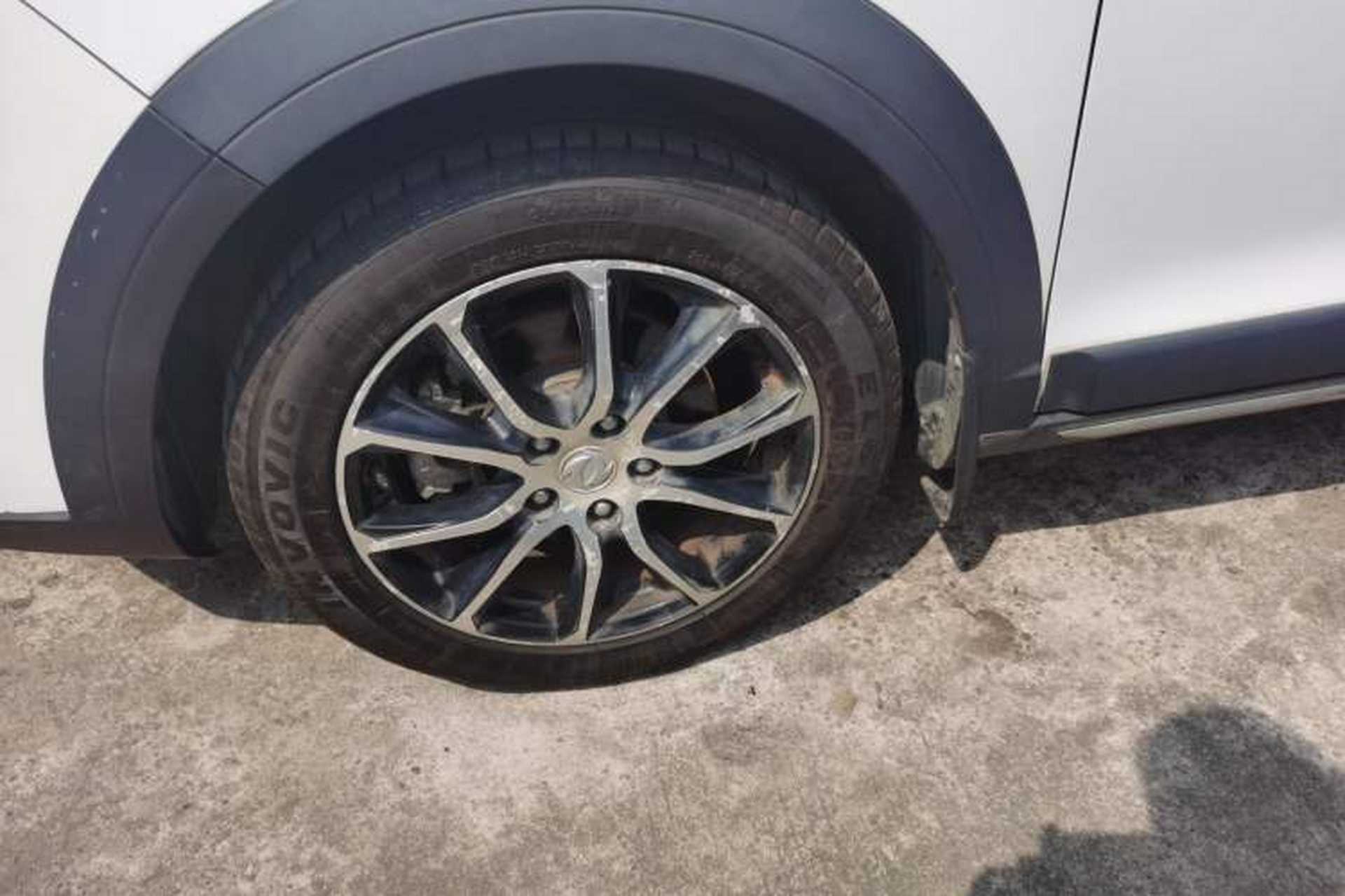 Used FORTHING SX6 2019 1.6L Manual Luxury Model China VI Standard Left Front Wheel Hub