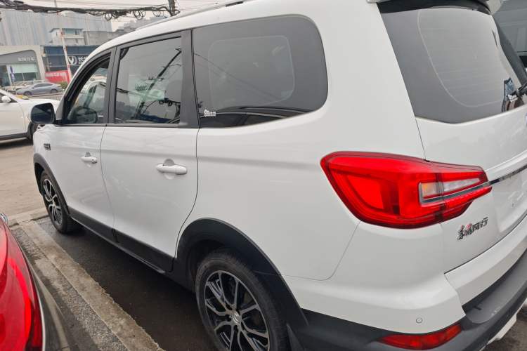Used FORTHING SX6 2019 1.6L Manual Luxury Model China VI Standard Left Side