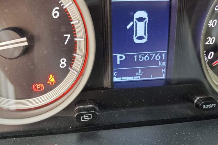 Used FORTHING SX6 2019 1.5T CVT Luxury Model Odometer Close Up