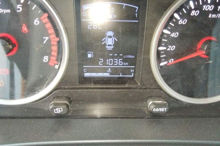 Used FORTHING SX6 2019 1.6L Manual Luxury Model China VI Standard Odometer Close Up