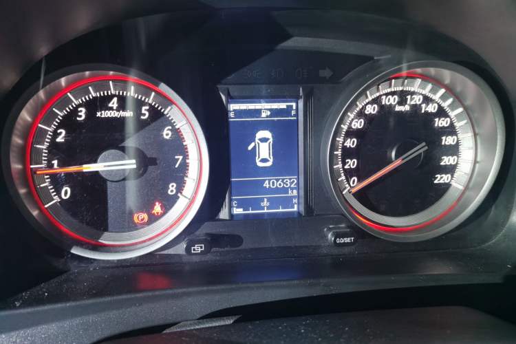 Used FORTHING SX6 2019 1.5T Manual Comfort Version China V Standard Odometer Close Up