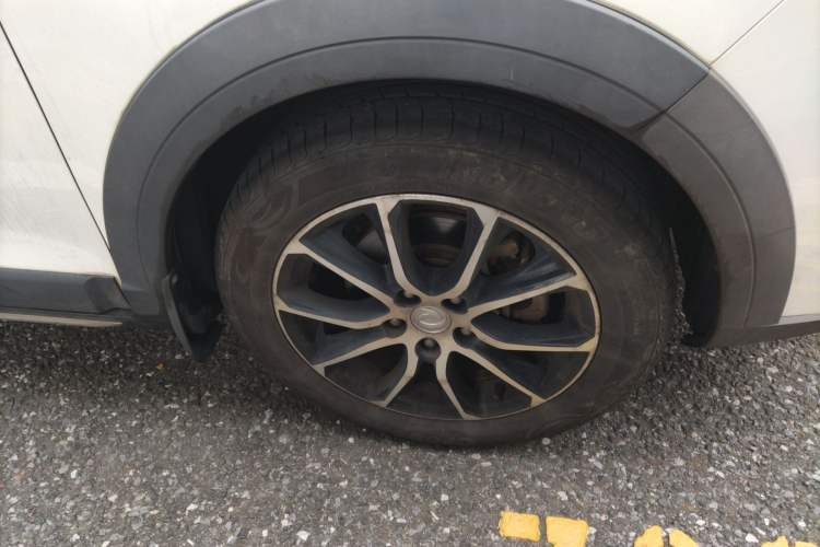 Used FORTHING SX6 2019 1.6L Manual Luxury Model China VI Standard Right Front Wheel Hub
