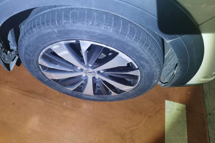Used FORTHING SX6 2019 1.5T Manual Comfort Version China V Standard Right Front Wheel Hub