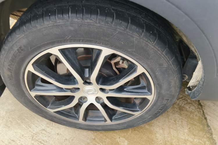 Used FORTHING SX6 2019 1.6L Manual Luxury Model China VI Standard Right Rear Wheel Hub