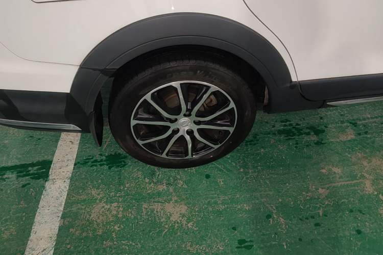 Used FORTHING SX6 2019 1.6L Manual Luxury Model China VI Standard Right Rear Wheel Hub