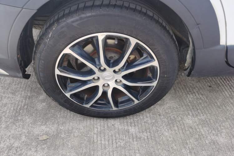 Used FORTHING SX6 2019 1.6L Manual Luxury Model China VI Standard Right Rear Wheel Hub