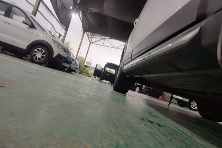 Used FORTHING SX6 2019 1.6L Manual Luxury Model China VI Standard Right Side Sill