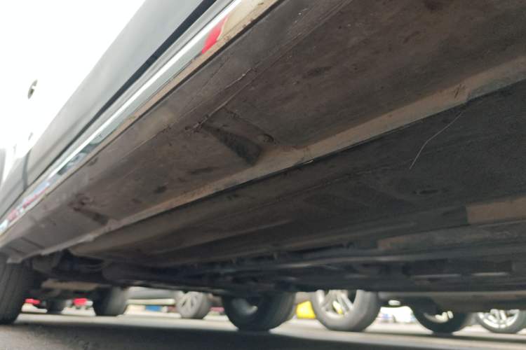 Used FORTHING SX6 2019 1.6L Manual Luxury Model China VI Standard Right Side Sill